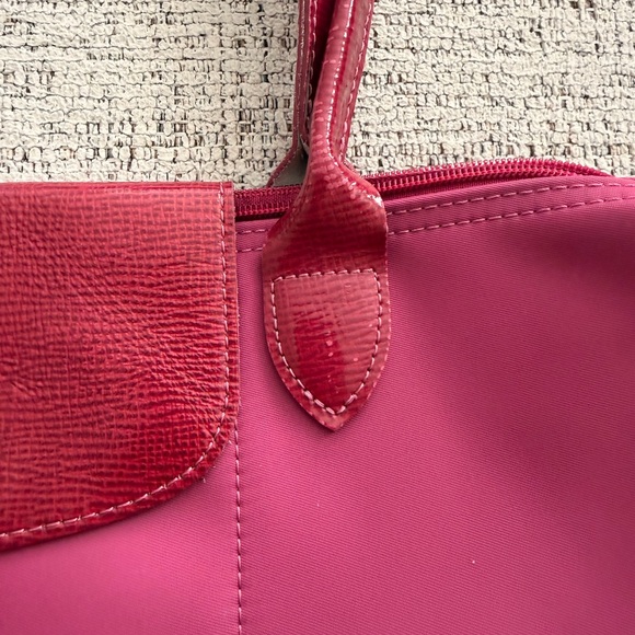 USED Longchamp Raspberry Tote Bag - Picture 5 of 16